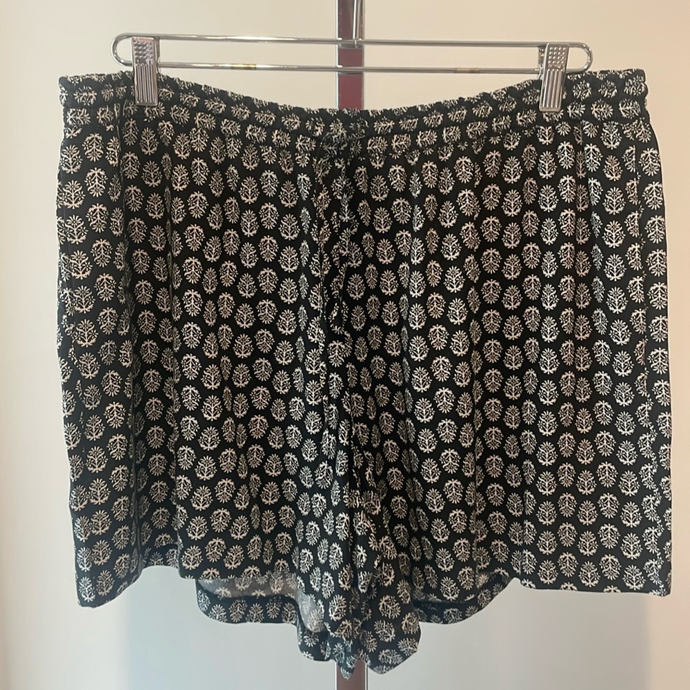 Pull on casual shorts
